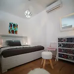 Korona Apartment *