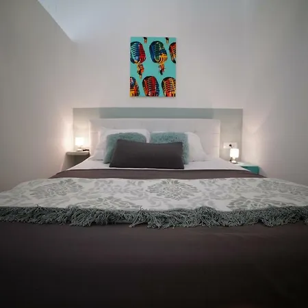 Korona Apartment *