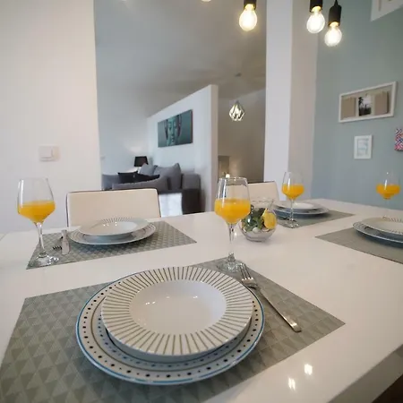 アパート Korona ザダル