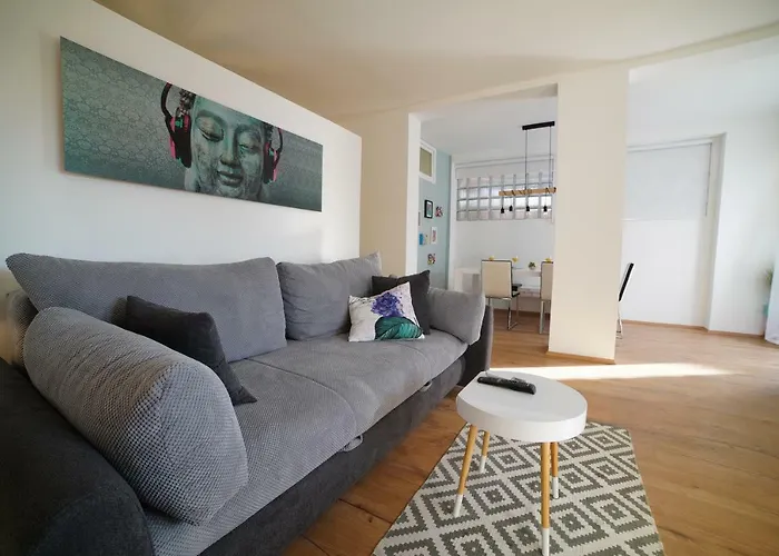 Korona * Ζαντάρ